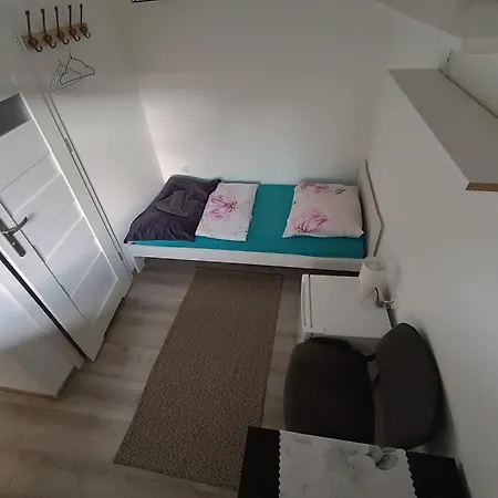 Stas-Przy Szkole Nr3 W Skawie Skawa Room photo